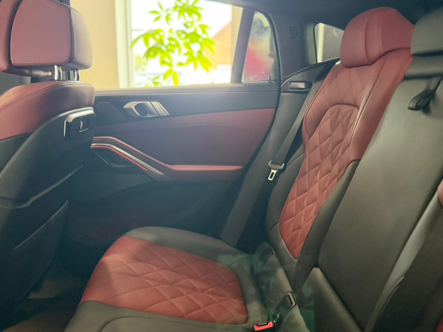 2026 BMW X6 40i - Photo 16