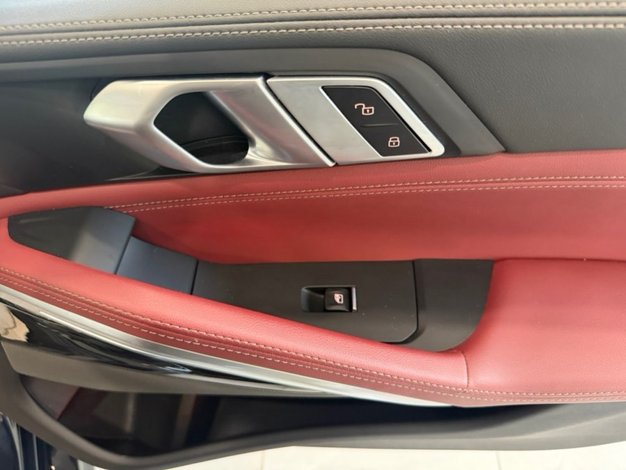 2026 BMW X6 40i - Photo 17