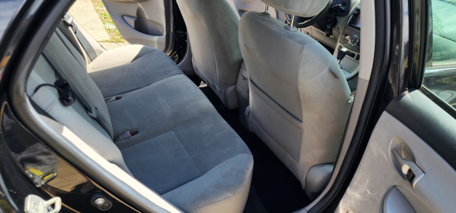 2013 Toyota Corolla LE - Photo 10
