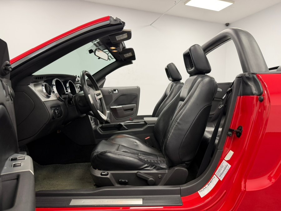 2005 Ford Mustang GT Premium - Photo 51