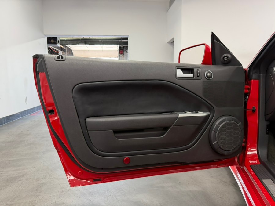 2005 Ford Mustang GT Premium - Photo 49