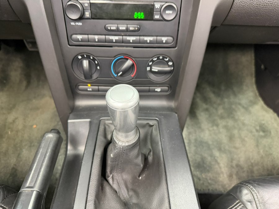 2005 Ford Mustang GT Premium - Photo 68