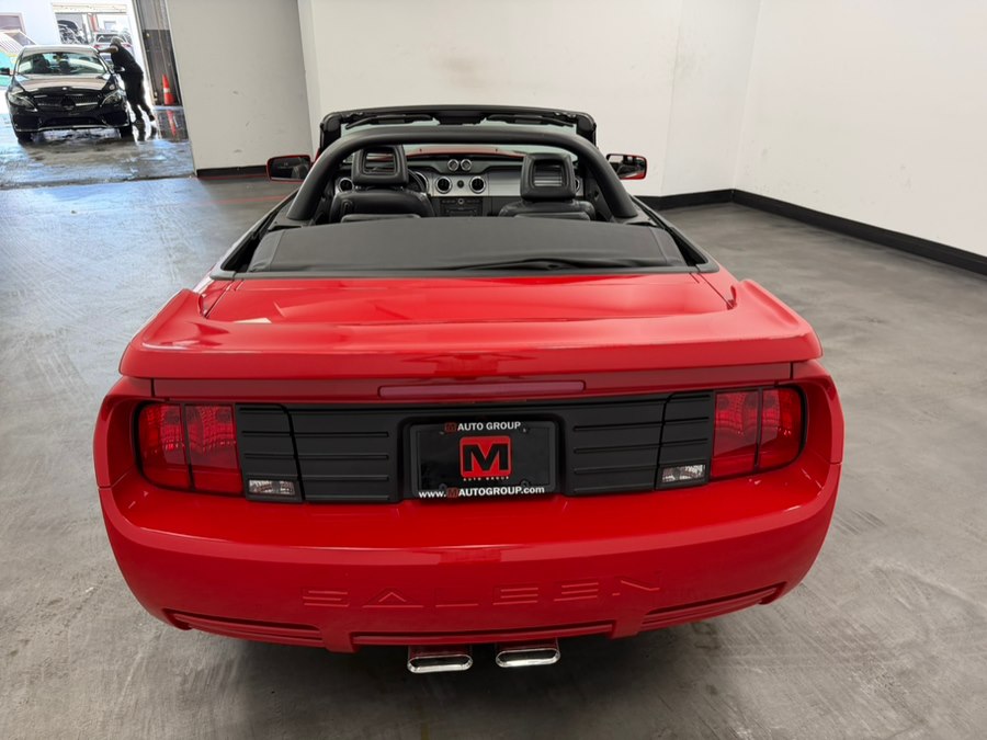 2005 Ford Mustang GT Premium - Photo 8