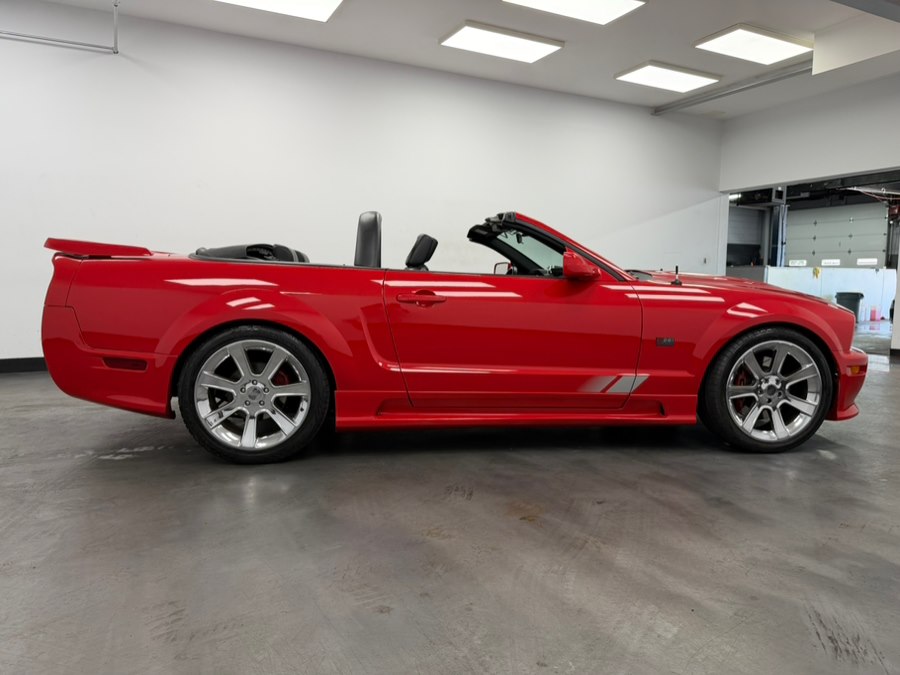 2005 Ford Mustang GT Premium - Photo 16