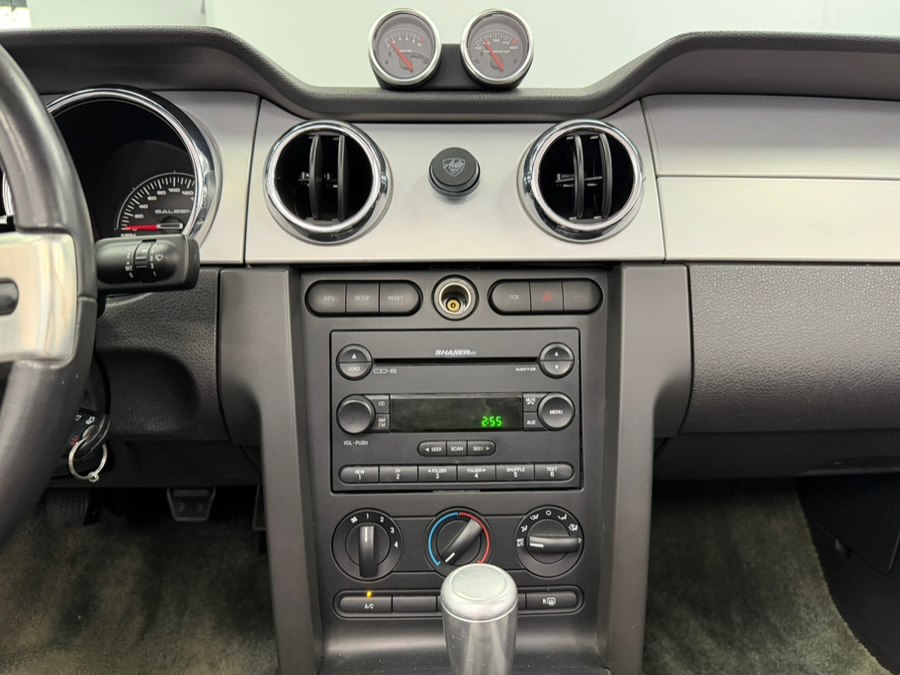 2005 Ford Mustang GT Premium - Photo 65