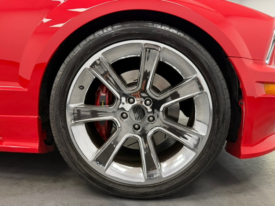 2005 Ford Mustang GT Premium - Photo 82