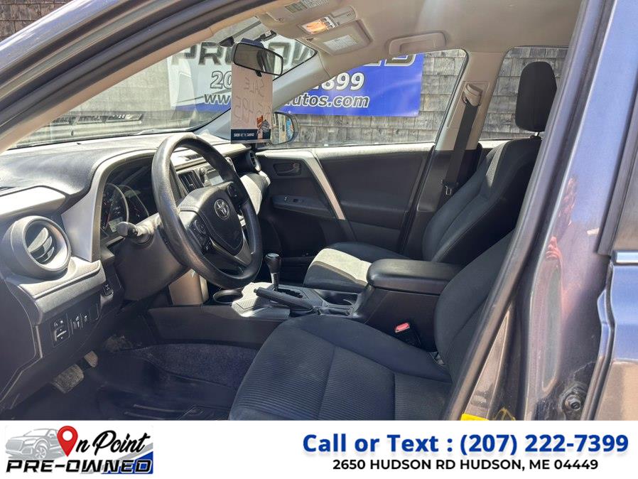 2015 Toyota RAV4 LE - Photo 10