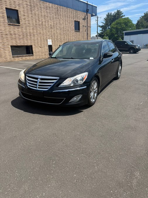 Black 2014 Hyundai Genesis 3.8 RWD Sedan Rear-Wheel Drive Automatic