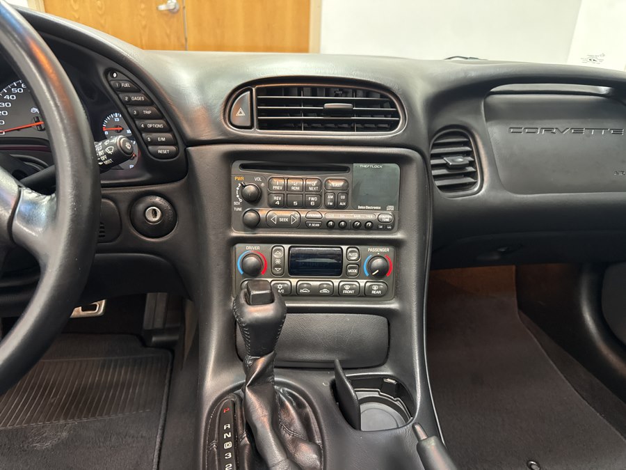 2003 Chevrolet Corvette Base - Photo 16