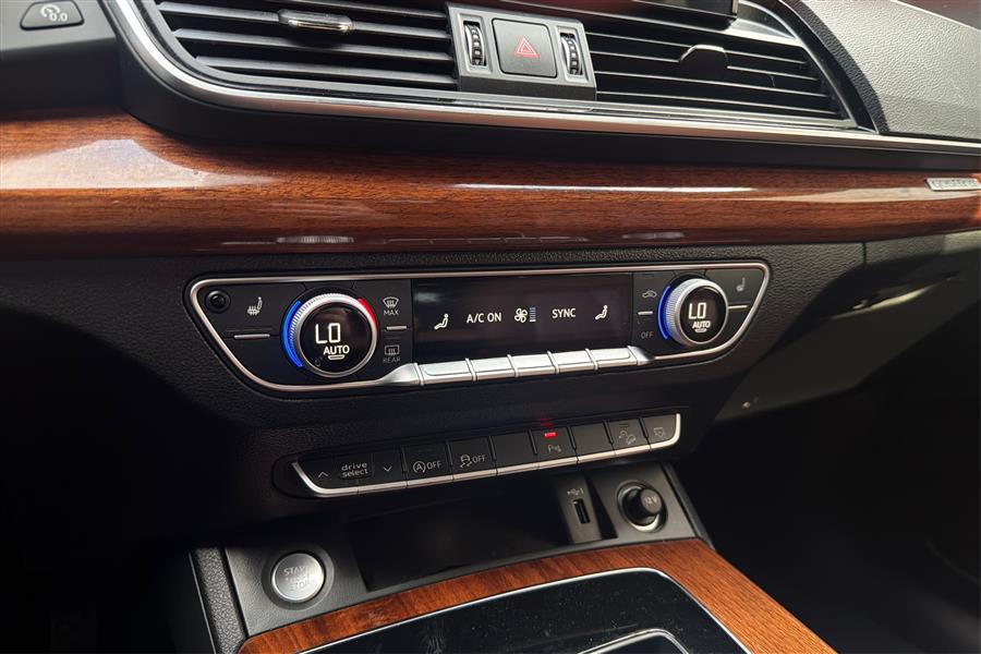 2023 Audi Q5 Premium - Photo 29
