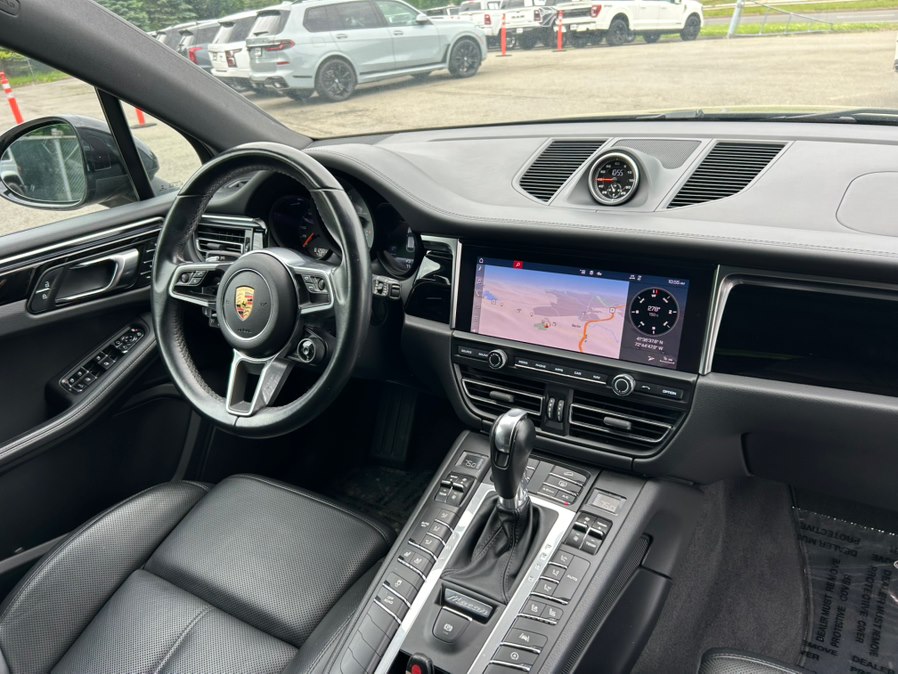 2020 Porsche Macan S - Photo 23