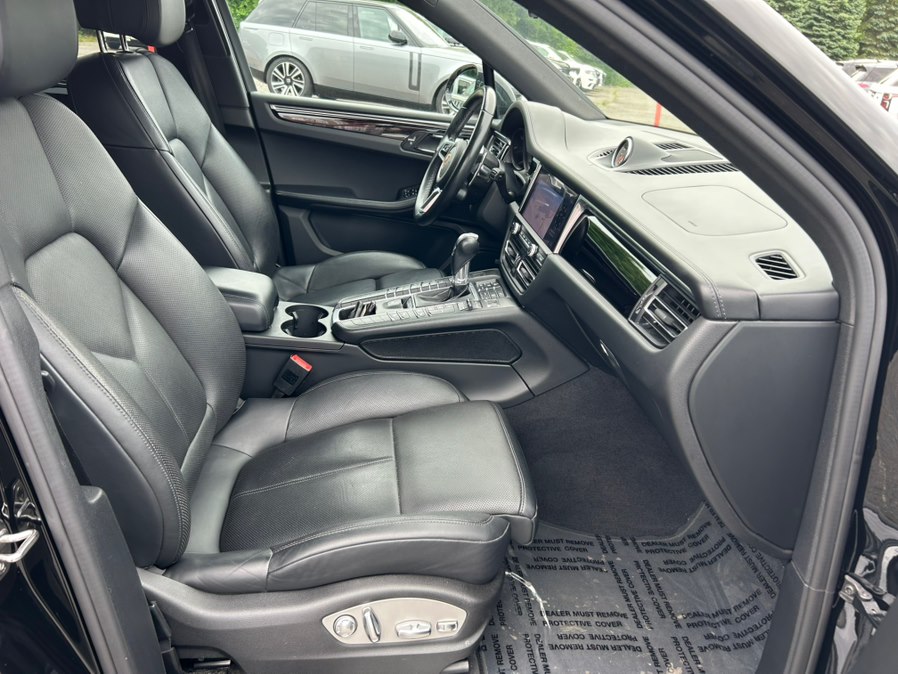 2020 Porsche Macan S - Photo 21