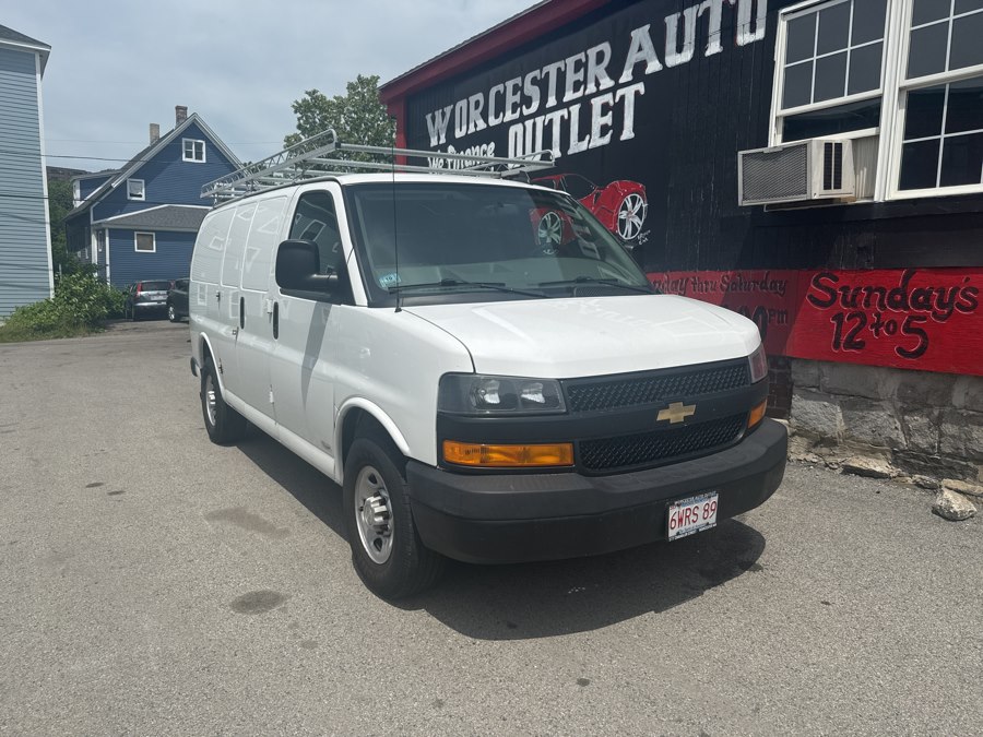 Used 2019 Chevrolet Express Cargo Van in Worcester, Massachusetts | Worcester Auto Outlet LLC. Worcester, Massachusetts