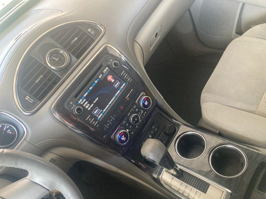 Buick Enclave photo 30