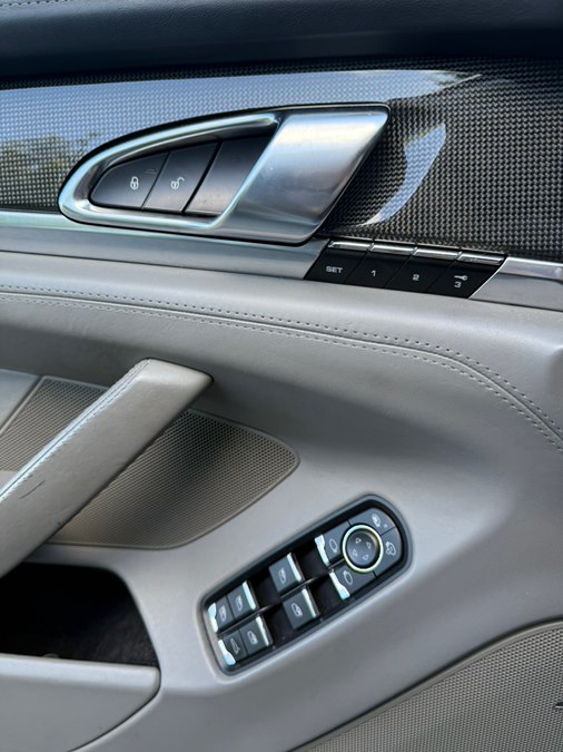 2013 Porsche Panamera GTS - Photo 22