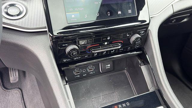 2023 Jeep Grand Cherokee L Altitude - Photo 16
