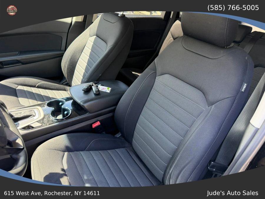 Ford Edge photo 11