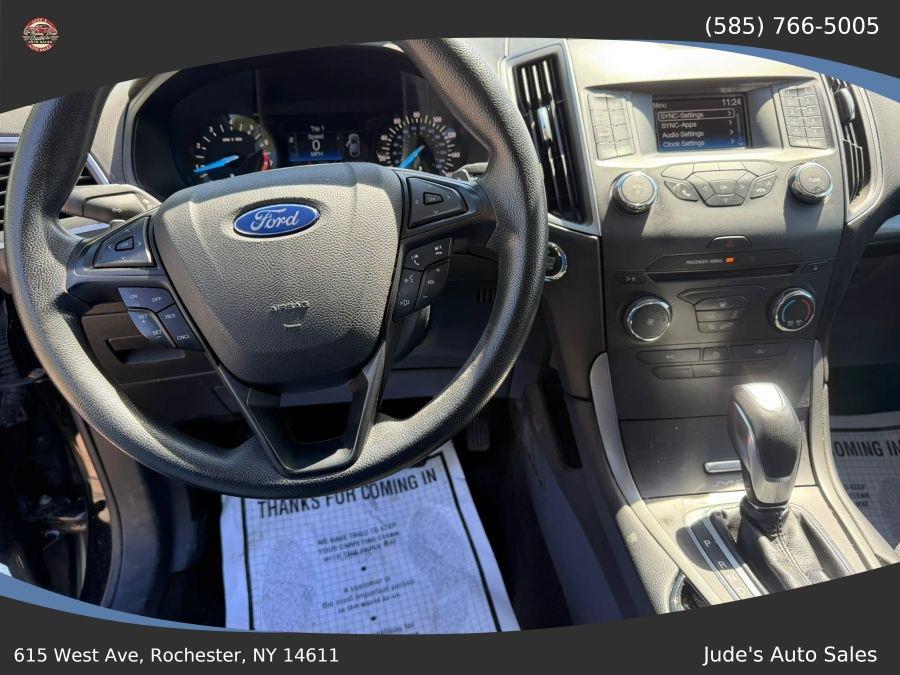 Ford Edge photo 13