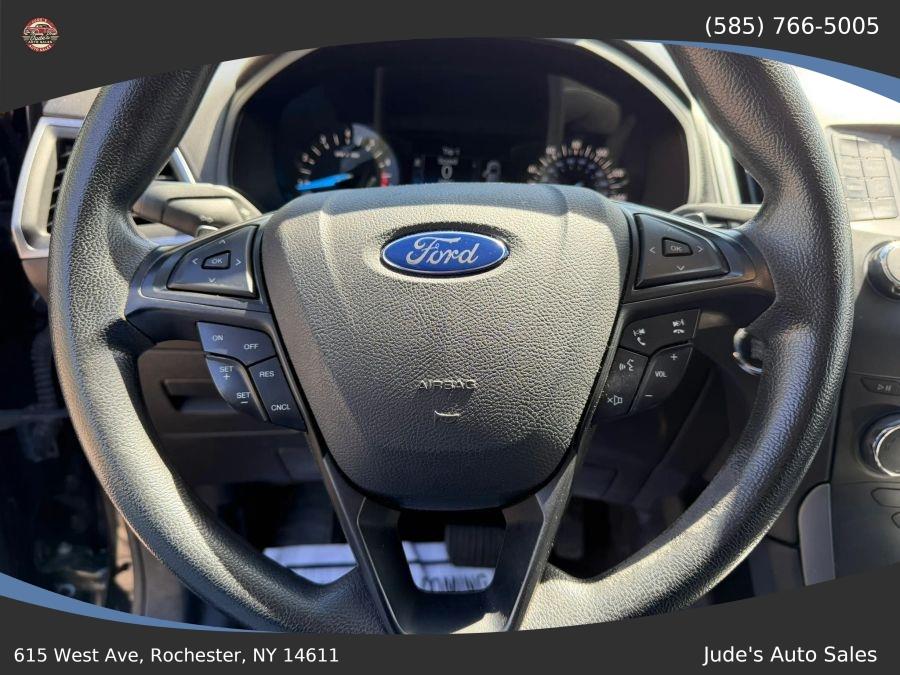 Ford Edge photo 14
