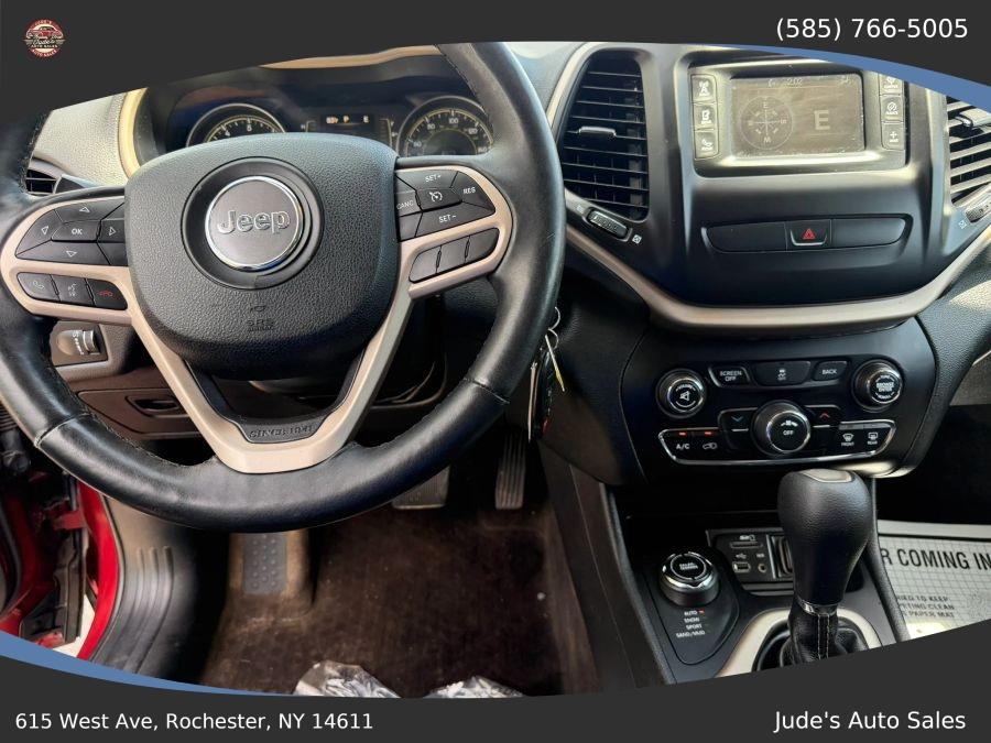Jeep Cherokee photo 15
