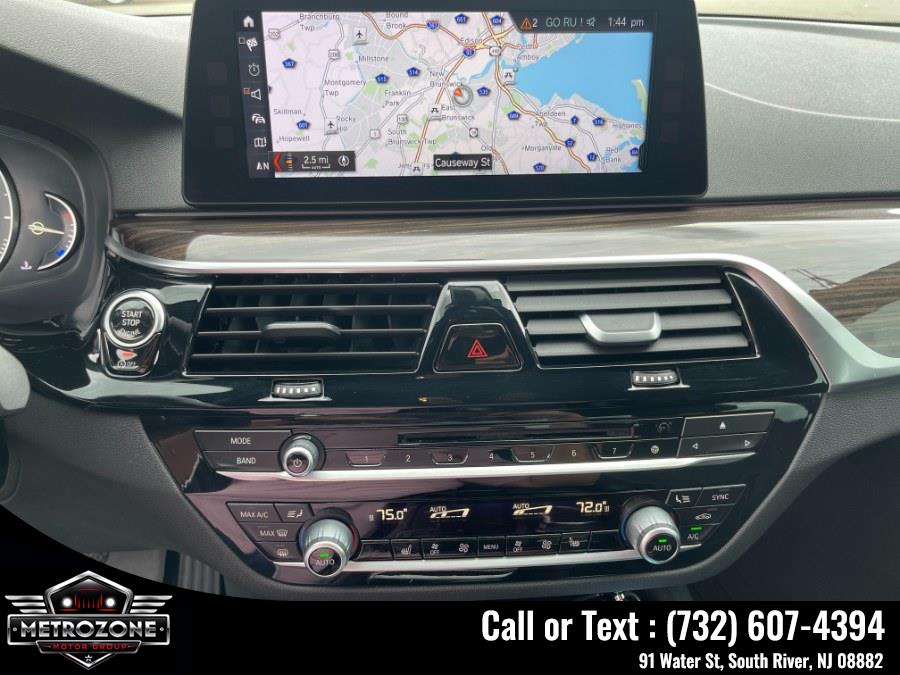 2017 BMW 5 Series 540i - Photo 26