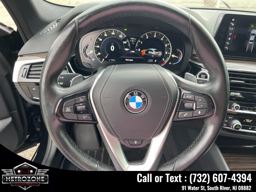 2017 BMW 5 Series 540i - Photo 22