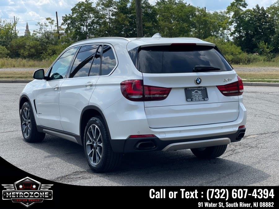 2017 BMW X5 xDrive50i - Photo 6