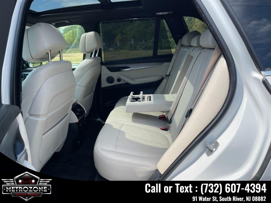 2017 BMW X5 xDrive50i - Photo 16