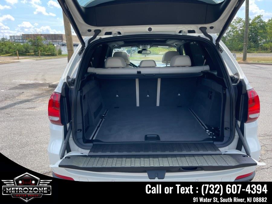 2017 BMW X5 xDrive50i - Photo 18