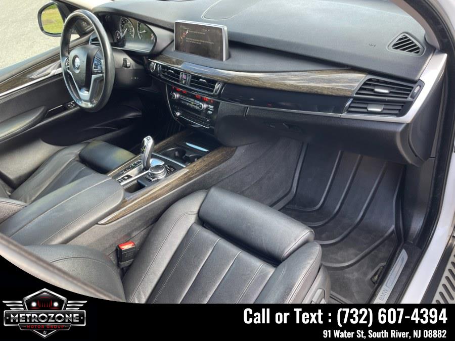 2016 BMW X5 xDrive35i - Photo 25