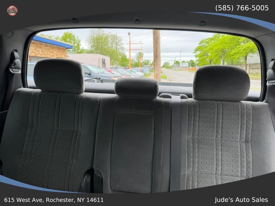 Toyota Tundra Double Cab photo 26