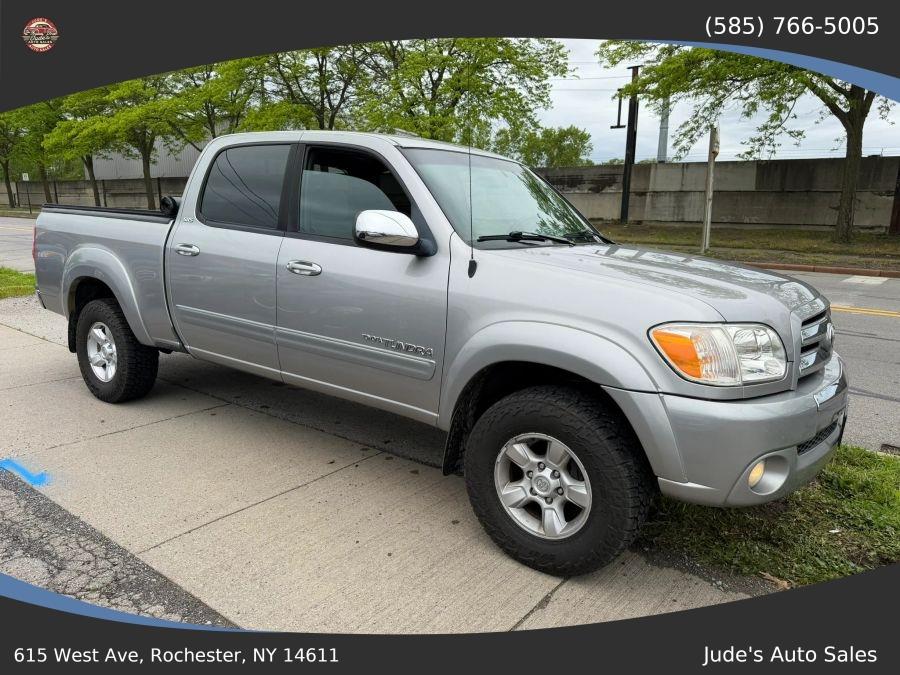 Toyota Tundra Double Cab photo 3