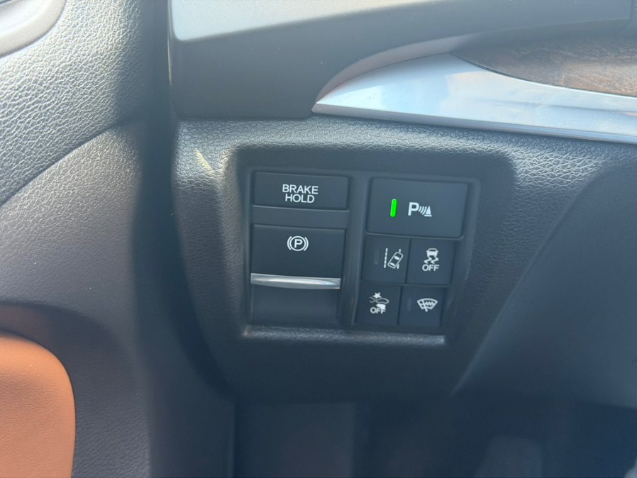 2018 Acura MDX Advance and Entertainment Package - Photo 24