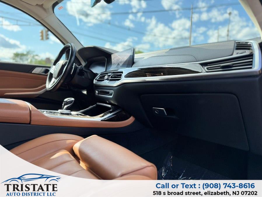 2019 BMW X7 40i - Photo 16