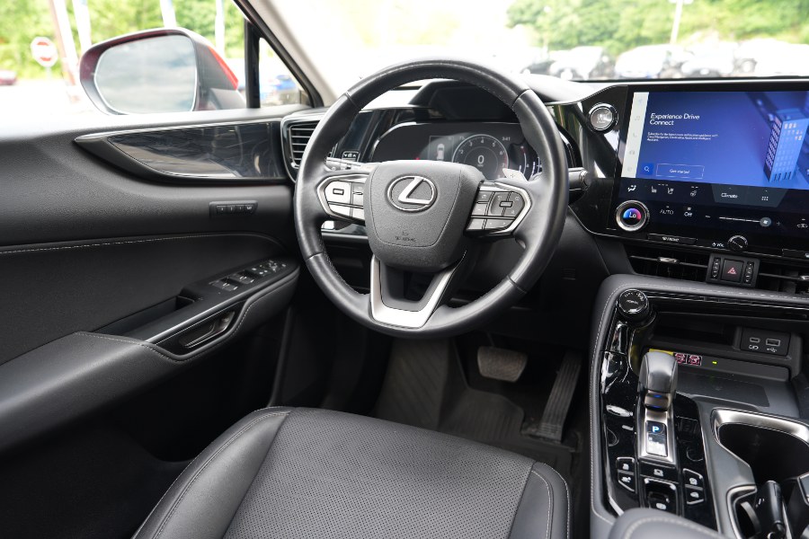 2022 Lexus NX 350 - Photo 14