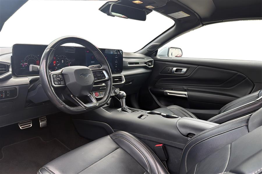 2025 Ford Mustang EcoBoost Premium - Photo 10