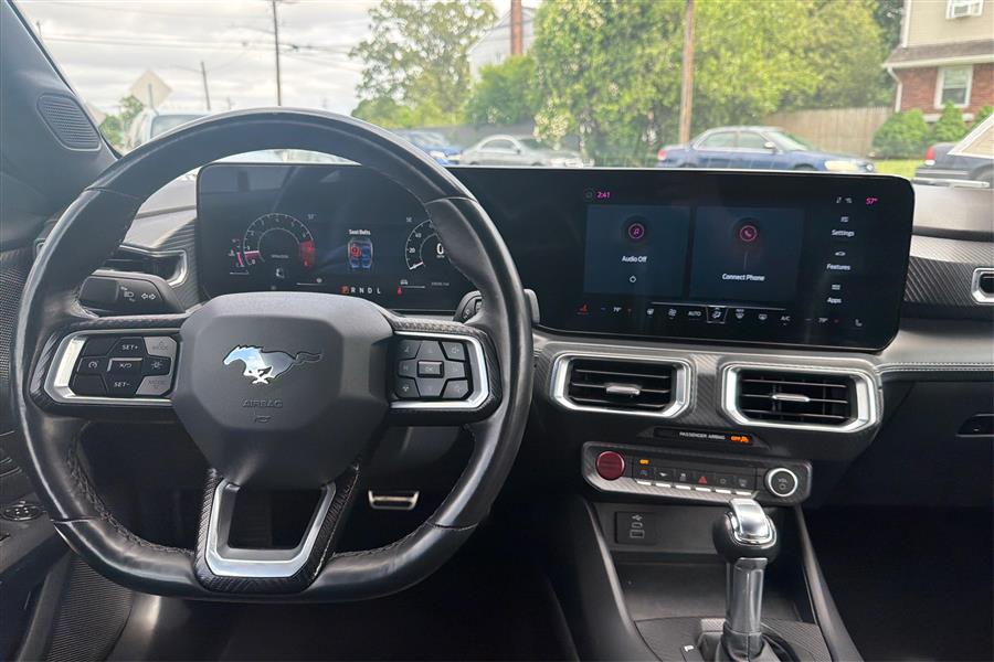 2025 Ford Mustang EcoBoost Premium - Photo 13