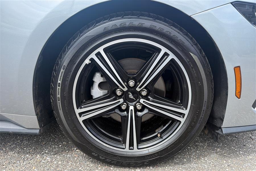 2025 Ford Mustang EcoBoost Premium - Photo 22