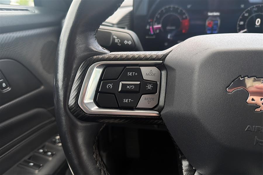 2025 Ford Mustang EcoBoost Premium - Photo 32