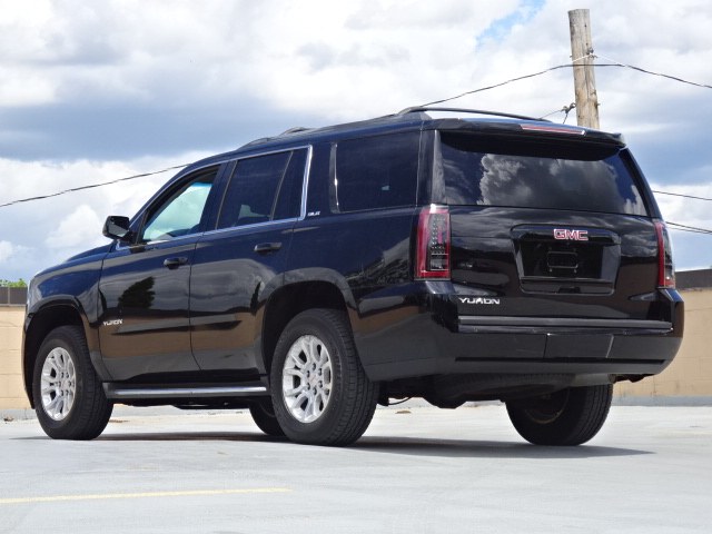 2016 GMC Yukon SLE - Photo 13