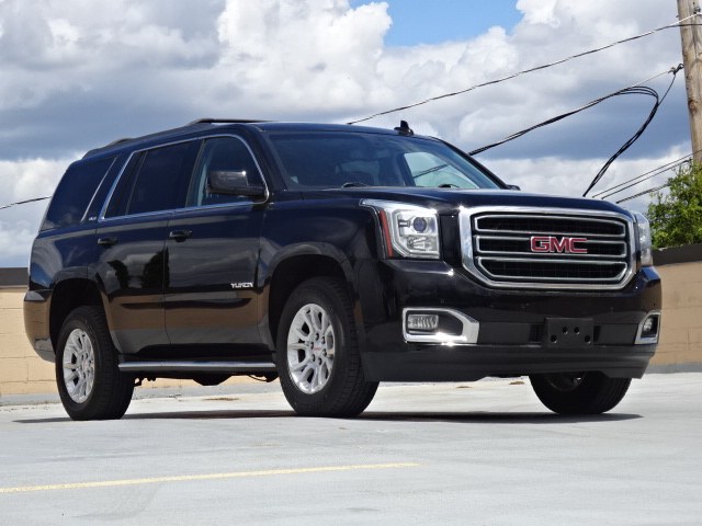 2016 GMC Yukon SLE - Photo 9