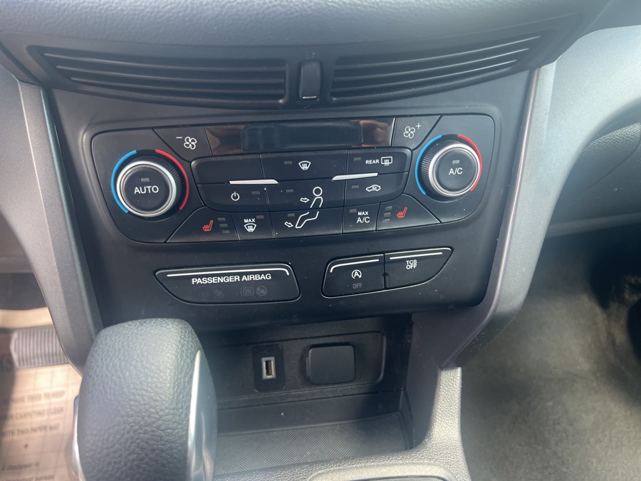 2018 Ford Escape SE - Photo 13