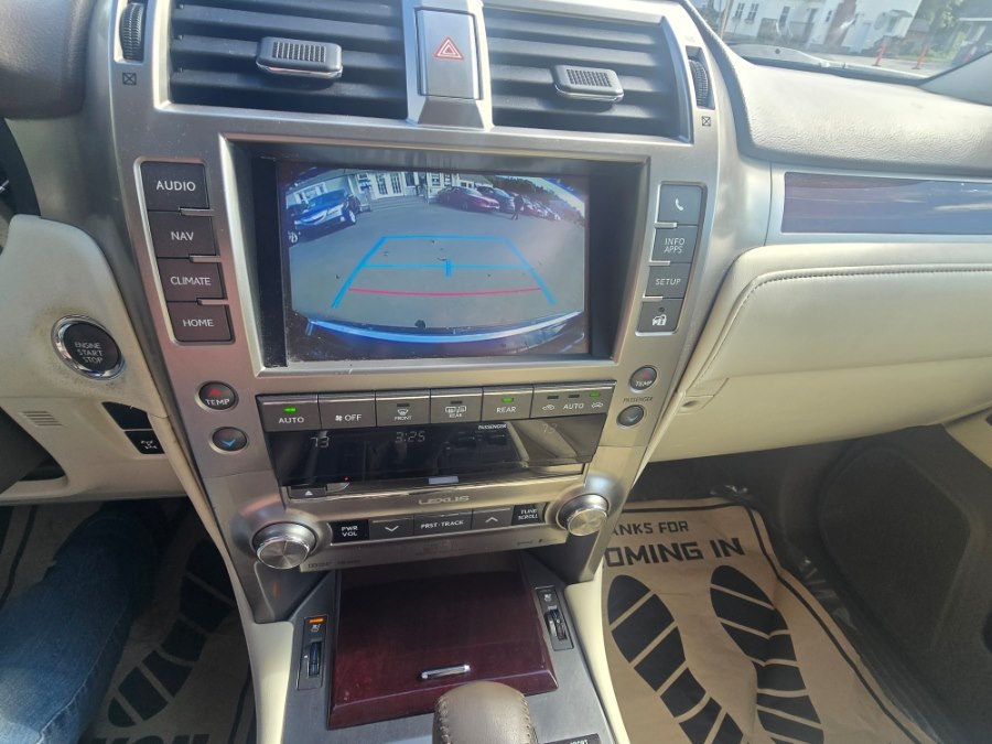 2016 Lexus GX Luxury - Photo 24