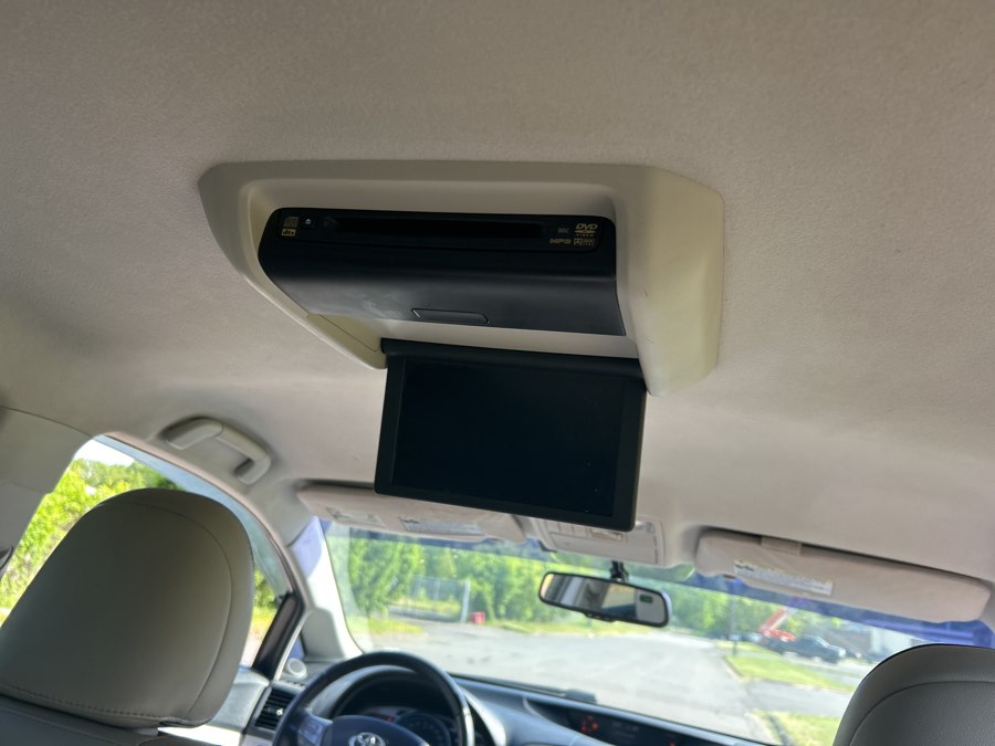 2009 Toyota Venza Base - Photo 25