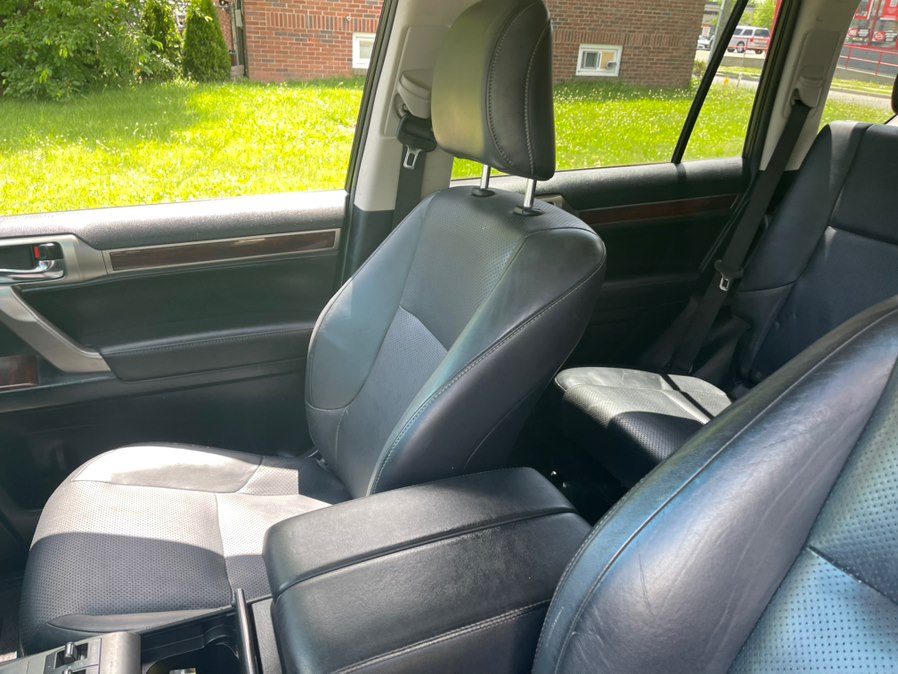 2011 Lexus GX Base - Photo 19