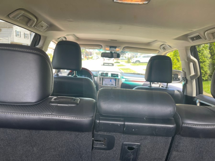 2011 Lexus GX Base - Photo 36