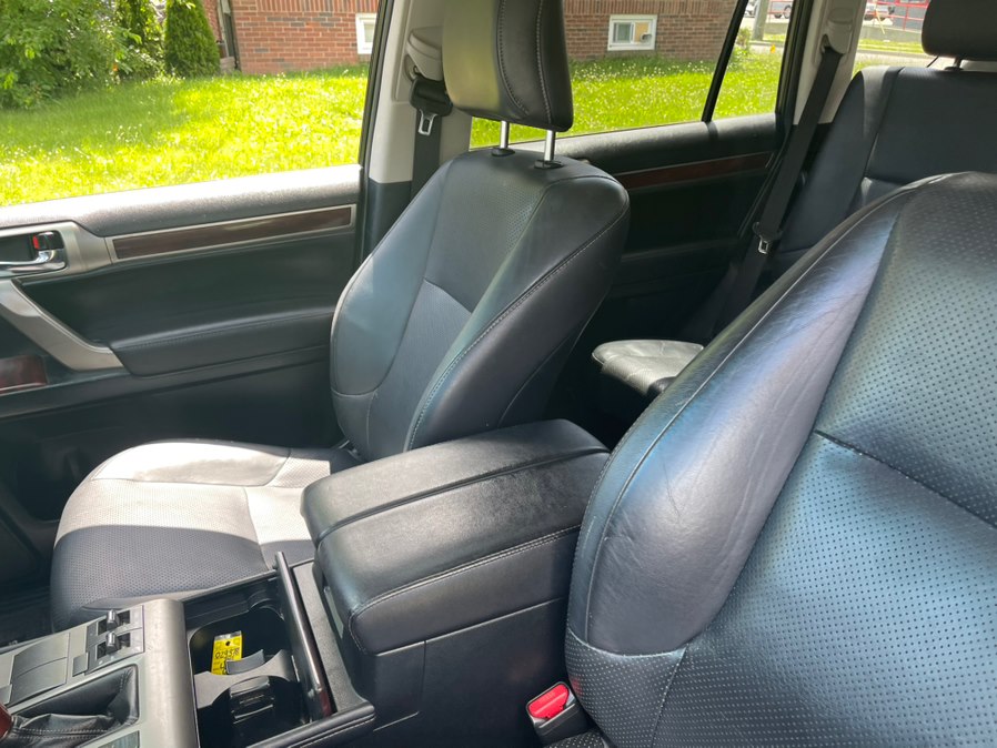 2011 Lexus GX Base - Photo 20