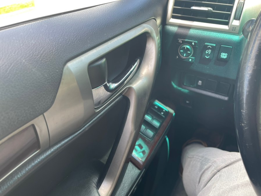 2011 Lexus GX Base - Photo 6
