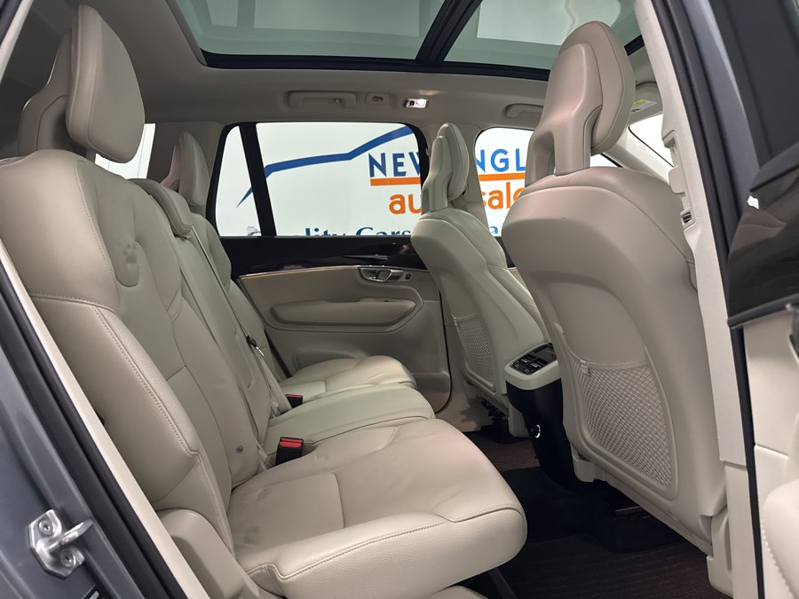 2017 Volvo XC90 Momentum - Photo 12
