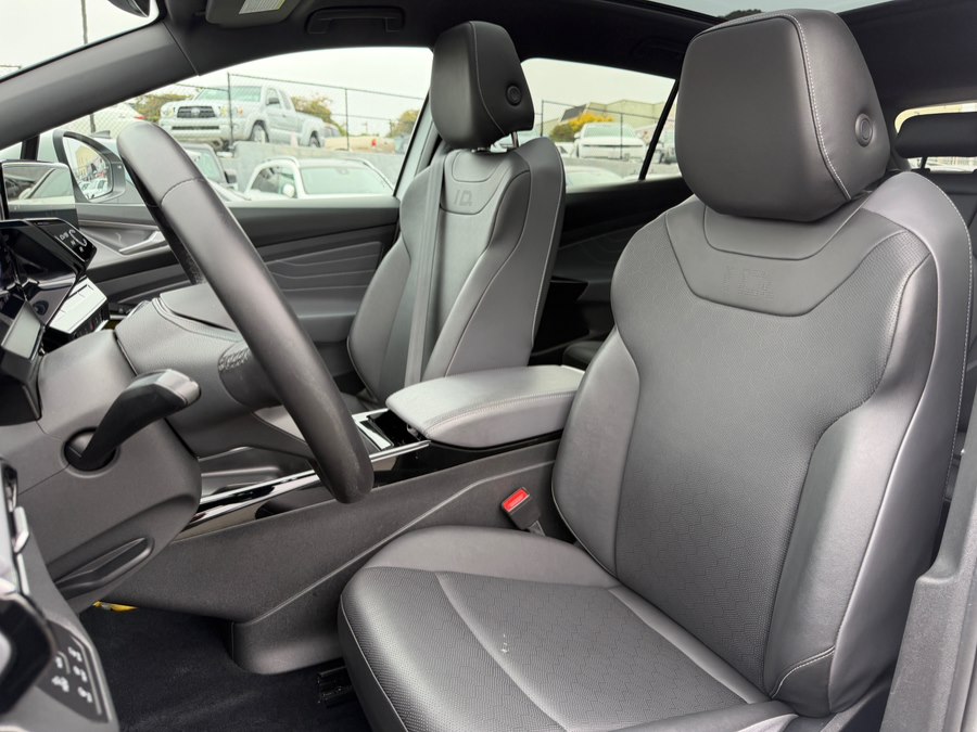 2023 Volkswagen ID.4 PRO S PLUS - Photo 18